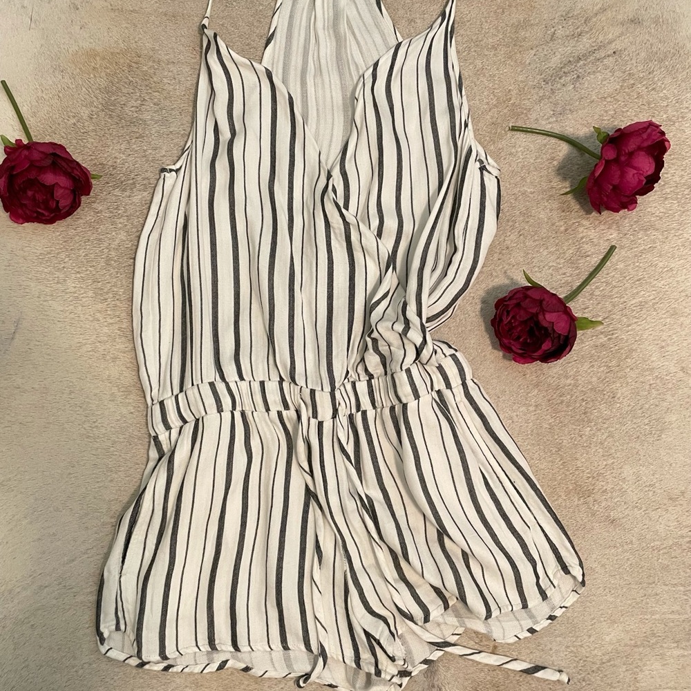 Bella Dahl romper
